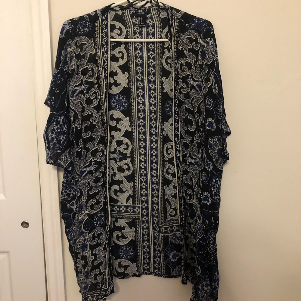 Kimono / coverup. Size small